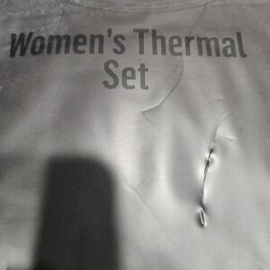 Women's Thermal Set in Black 92 % Ultra Soft Polyester 8 Spandex